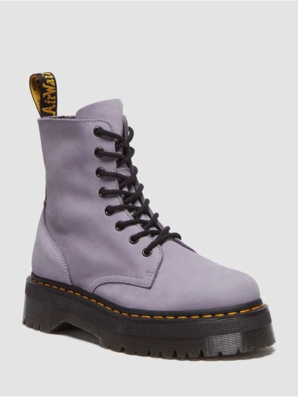 Dr. Martens Jadon III Frosted Lavender
Buttersoft Leather Platform Boots size 7